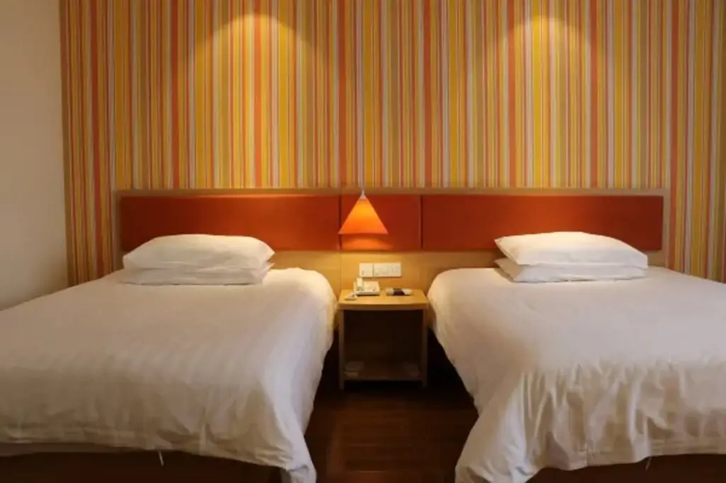 Сучжоу: Home Inn (Suzhou Jinhai Avenue South International Garden store)