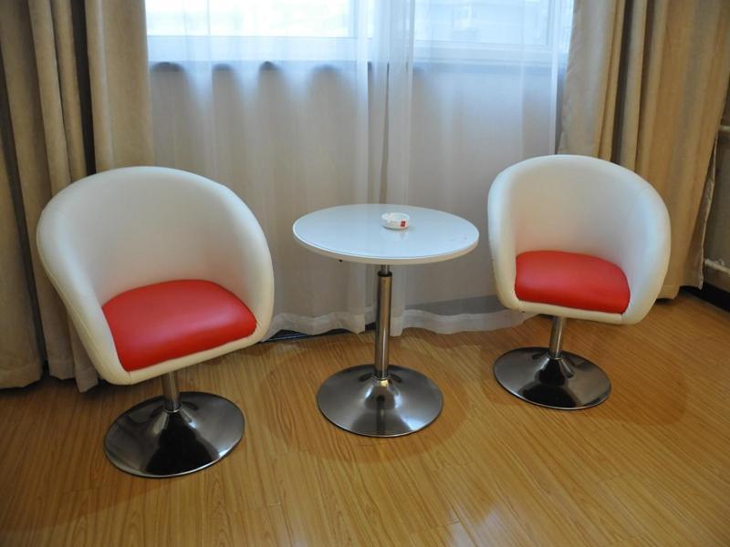 Лоян: JUN Hotels Henan Luoyang Xigong District Central Bus Station