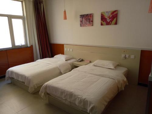 Тяньцзинь: Thank Inn Chain Hotel Tianjin Baodi District Yuhua Street