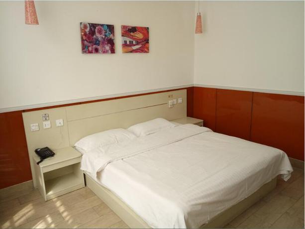 Тяньцзинь: Thank Inn Chain Hotel Tianjin Baodi District Yuhua Street