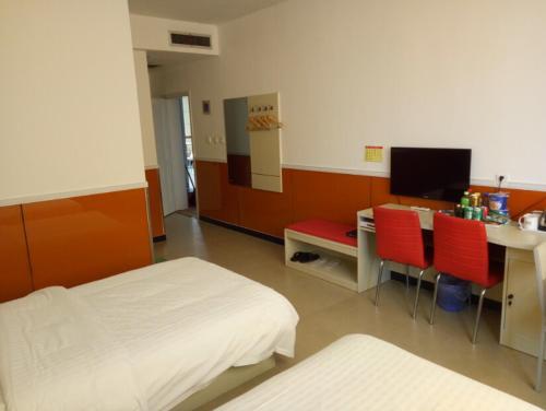 Тяньцзинь: Thank Inn Chain Hotel Tianjin Baodi District Yuhua Street