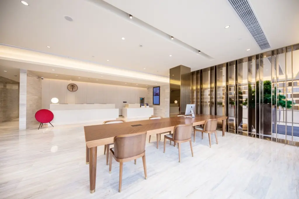Шанхай: Ji Hotel (The Bund Shanghai, East Jinling Road)
