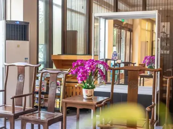 Наньтун: Elan Hotel (Nantong Langshan Xingguangyao Business Center Dian))