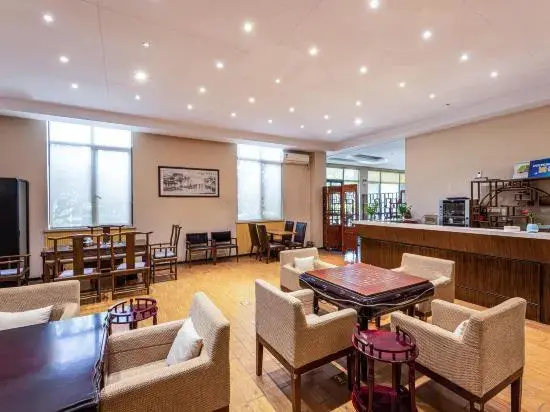 Наньтун: Elan Hotel (Nantong Langshan Xingguangyao Business Center Dian))