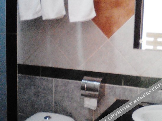 Джиангме: Yidong Business Hostel