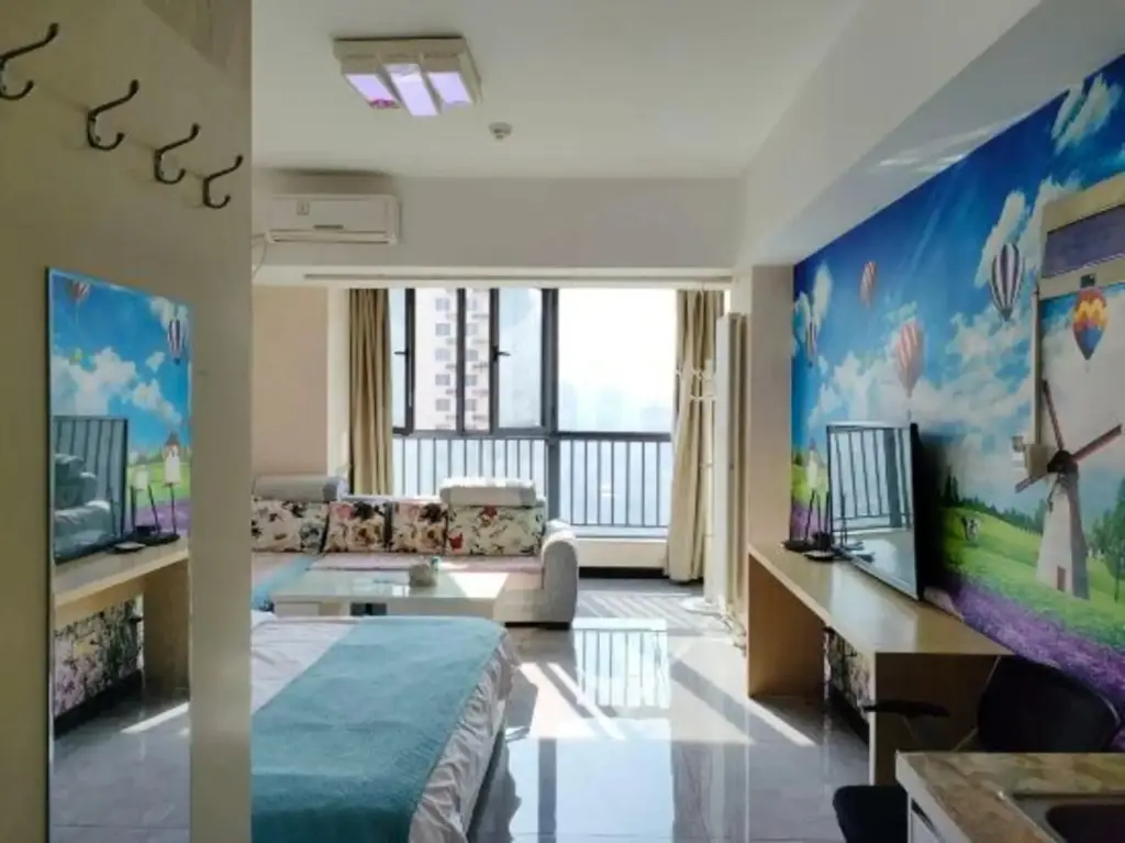 Чжэнчжоу: Le 8 Holiday Hotel (Zhengzhou Erqi Wanda Plaza)