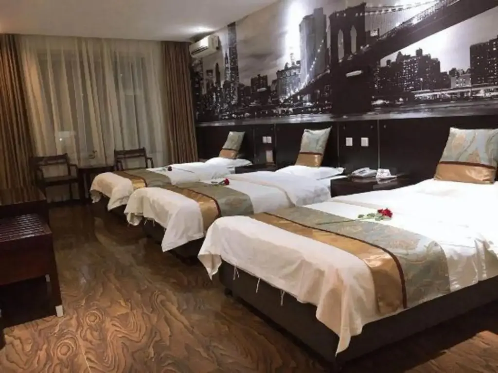Бэйшоу: Super 8 Hotel (Liaoyuan Railway Station Xining Road)