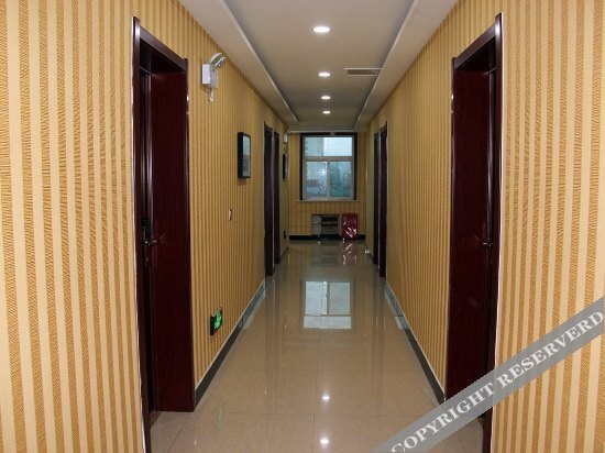 Баодин: Baoding Handu Express Hotel