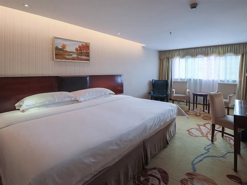 Шэньчжэнь: Vienna 3 Best Hotel (Shenzhen Guanlan Metro Station)