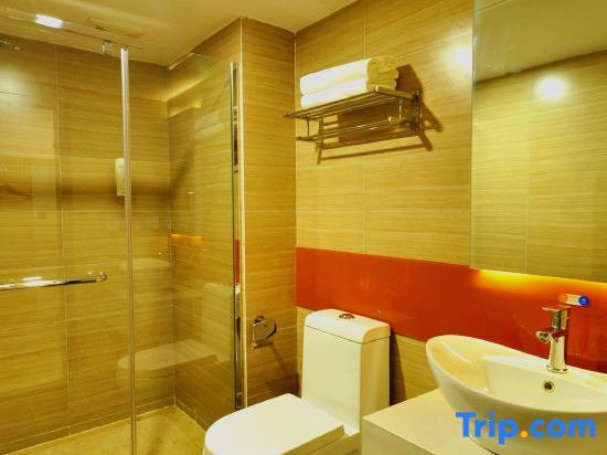 Сиань: 7 Days Premium (Xi'an Great Wild Goose Pagoda Xiaozhai Metro Station)