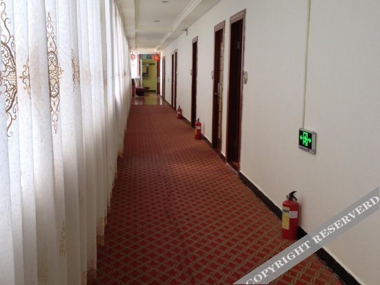 Шэньчжэнь: Jinhua Business Hotel (Shenzhen Yu Scenic Area Xianhu Botanical Garden)
