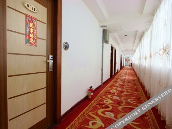 Шэньчжэнь: Jinhua Business Hotel (Shenzhen Yu Scenic Area Xianhu Botanical Garden)