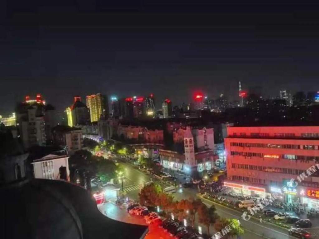 Weilaicheng Apartment Hotel — фото 1