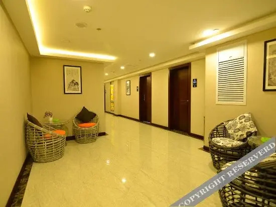 Лоян: Fengzeyuan Business Hostel