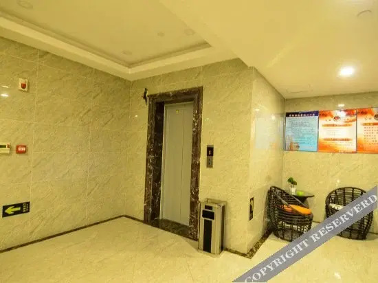 Лоян: Fengzeyuan Business Hostel