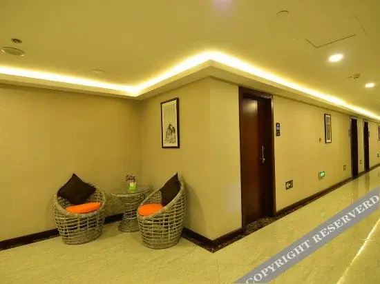 Лоян: Fengzeyuan Business Hostel
