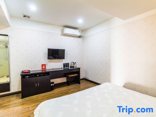 Цзилинь: Shiguang Express Hotel(Jilin Beishan Park)