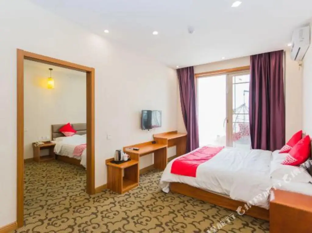 Циндао: Molly Business Express Hotel Qingdao