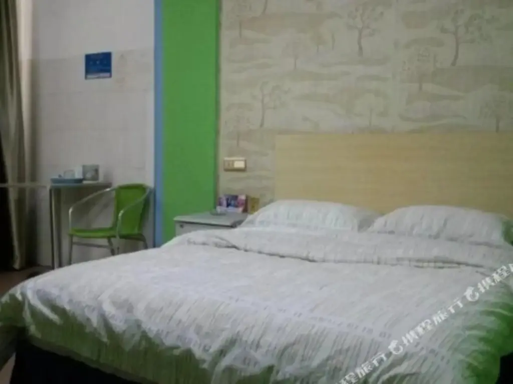 Шэньчжэнь: Xiufeng Hostel