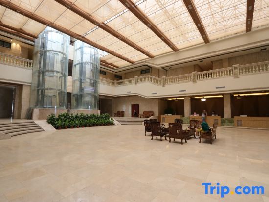 Маоминг: Guanhailou Holiday Hotel