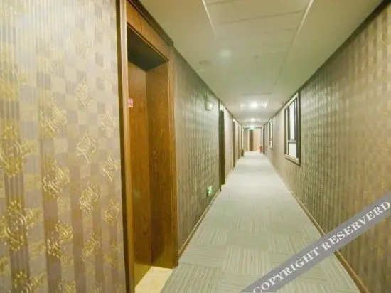 Хуанган: City 118 Chain Inn Macheng Dujuan Avenue