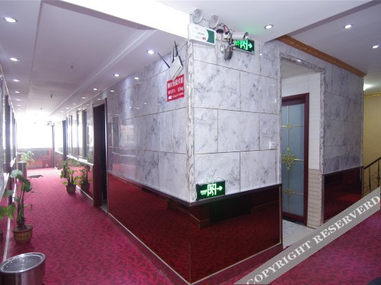 Luhe Liujiang Express Hotel — фото 1