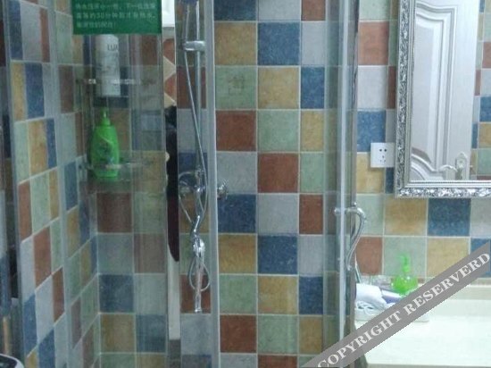 Наньчан: Mingjue Serviced Apartment (Nanchang Changjiang Road Metro Station)