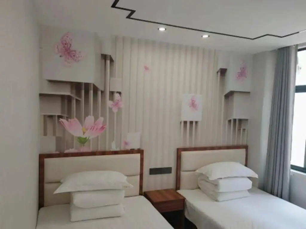 Аньцин: Wenquan Hostel