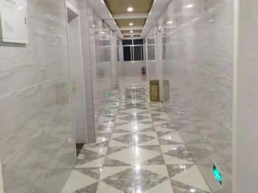 Аньцин: Wenquan Hostel