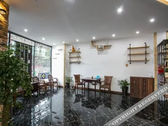 Шаоксинг: Qitun Jincheng Hotel (Diankou Bus Station)