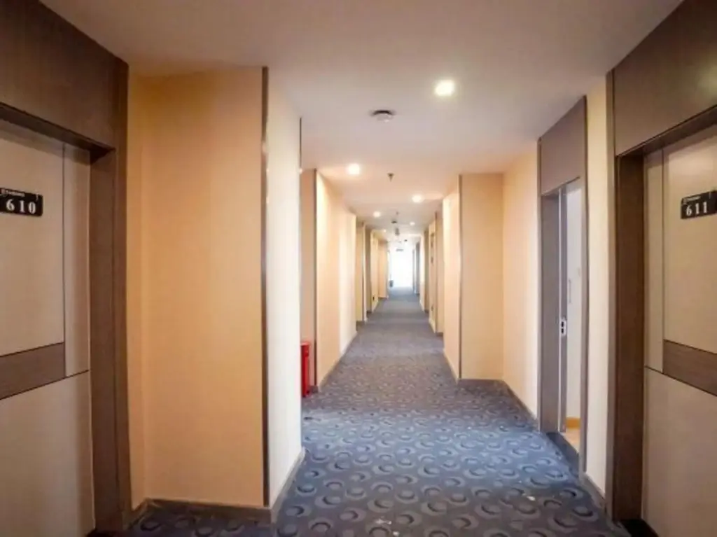 Пиндиншань: 7 Day Inn(Shan county Fuwan City Square Branch)