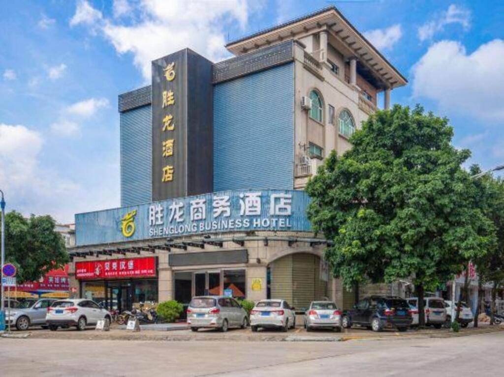 Чжуншань: Shenglong Business Hotel