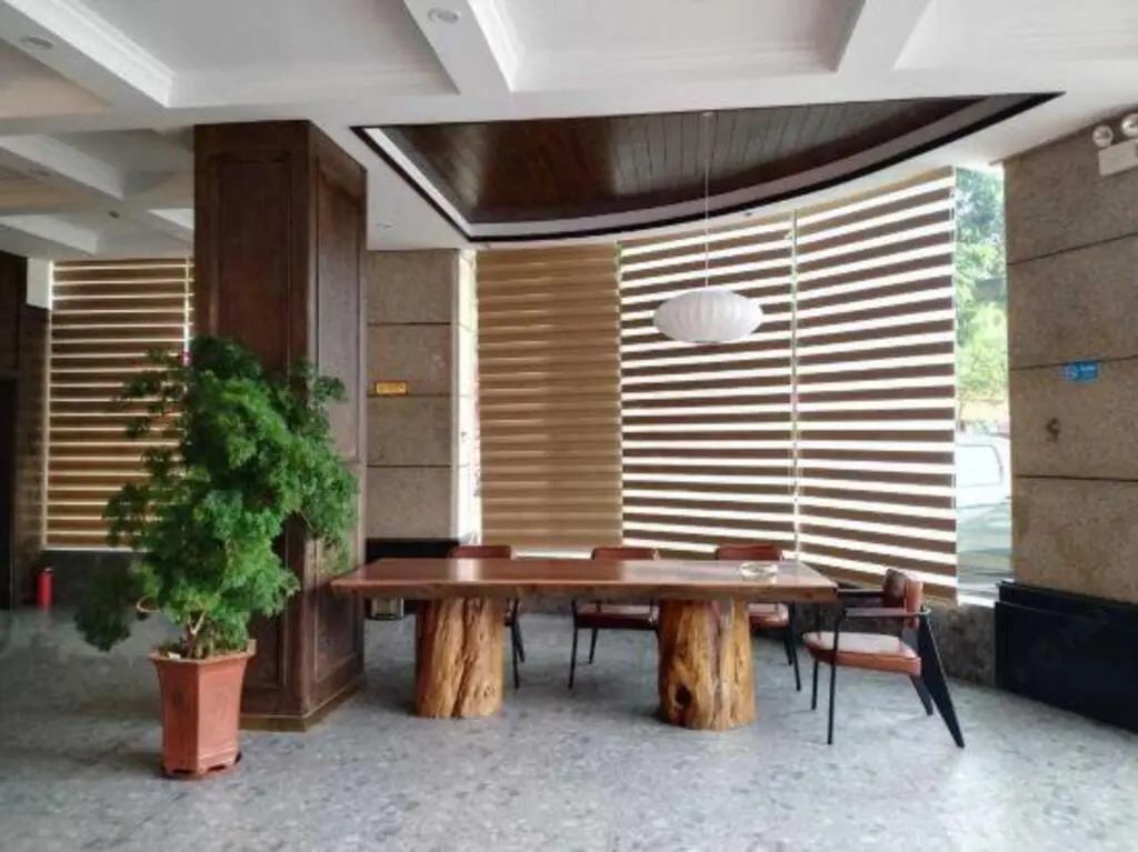 Чжуншань: Shenglong Business Hotel