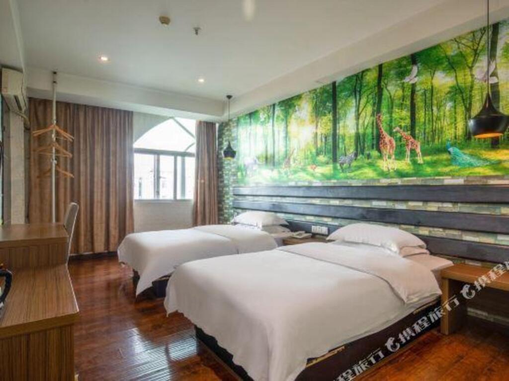 Чжуншань: Shenglong Business Hotel