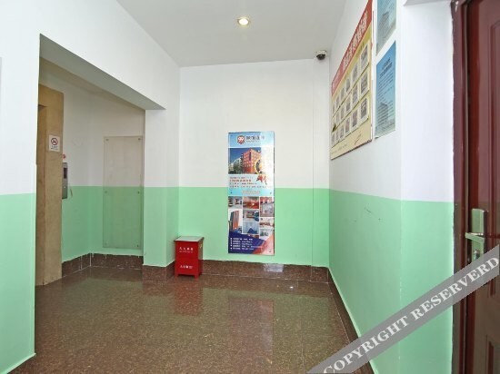 Шанхай: 99 Inn(Shanghai Luoxiu Road subway station store)