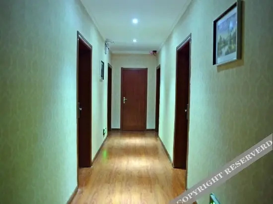 Шицзячжуан: Yiju Chain Hotel Shijiazhuang Luquan Development Zone