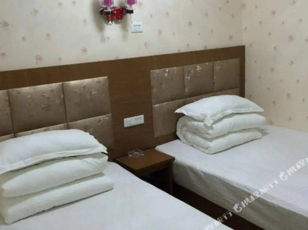 Ухань: Aiqing Apartment (Wuhan Hankou Railway Station)