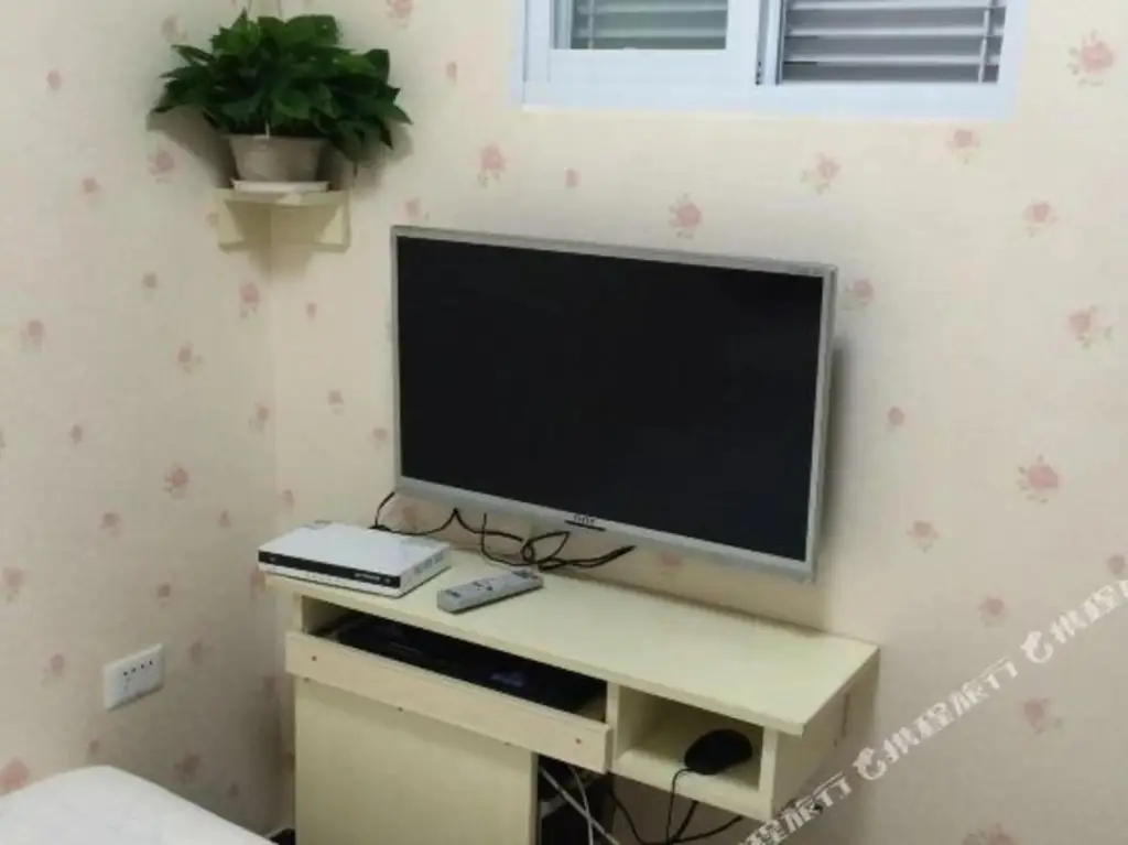 Ухань: Aiqing Apartment (Wuhan Hankou Railway Station)