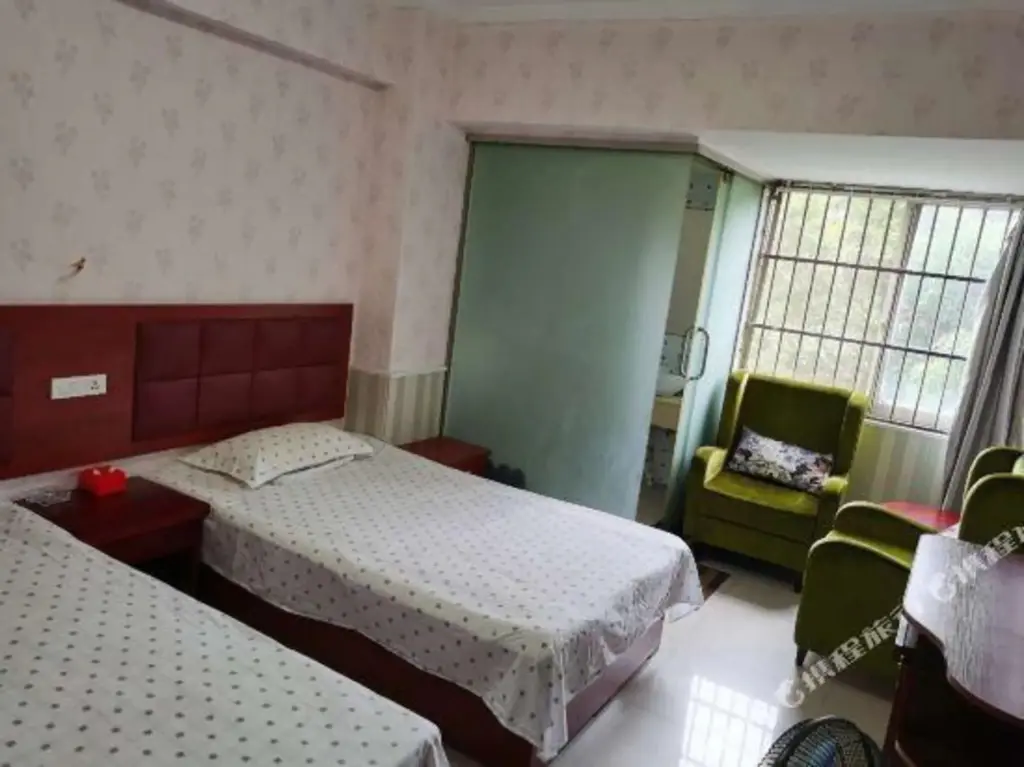 Ухань: Aiqing Apartment (Wuhan Hankou Railway Station)