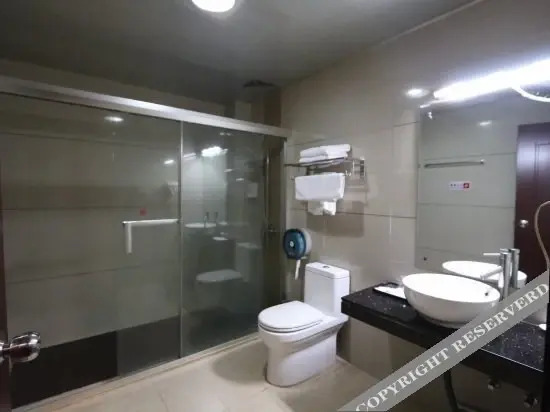 Маоминг: Country Inn & Suites by Radisson,Maoming high speed railway station people's Square