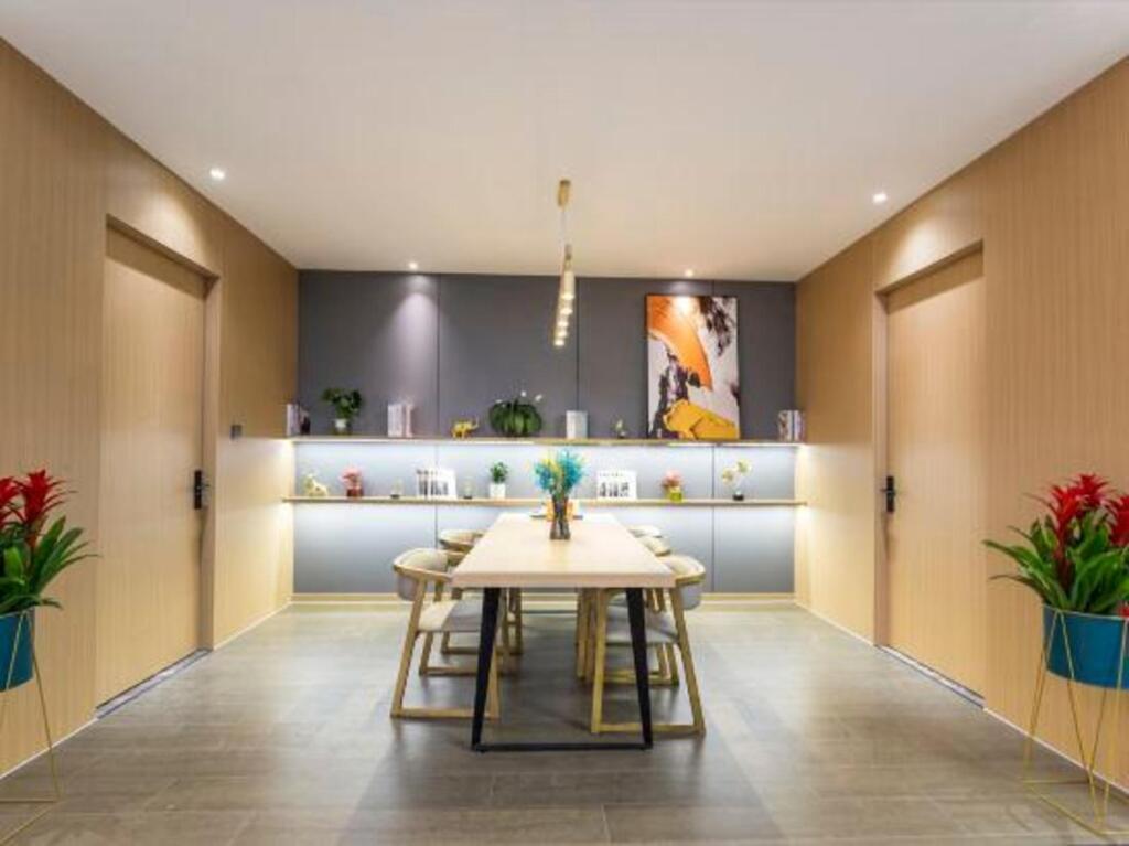 Чанчжоу: M Hotel Changzhou Spring and Autumn Yancheng