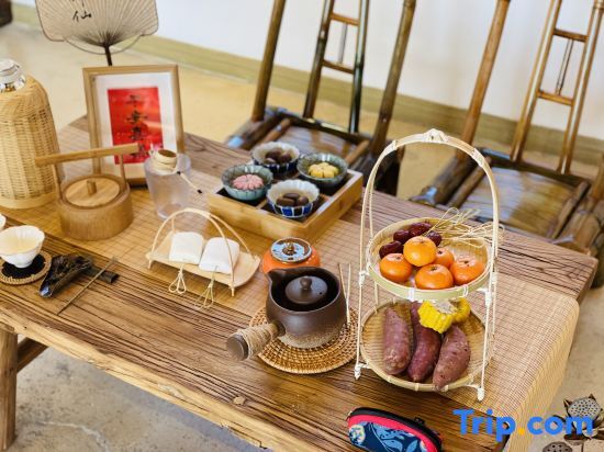 Циндао: Shanhai Travel·Xianju Lushan Poetry Wine Culture Homestay