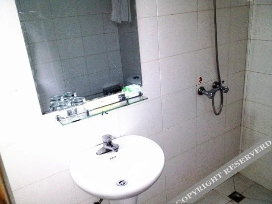 Янчжоу: Oyo Yangzhou Jindu Hotel (Xiancheng Road branch, Jiangdu District)