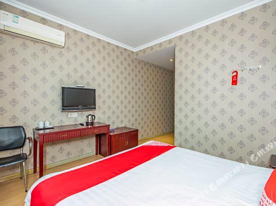 Янчжоу: Oyo Yangzhou Jindu Hotel (Xiancheng Road branch, Jiangdu District)