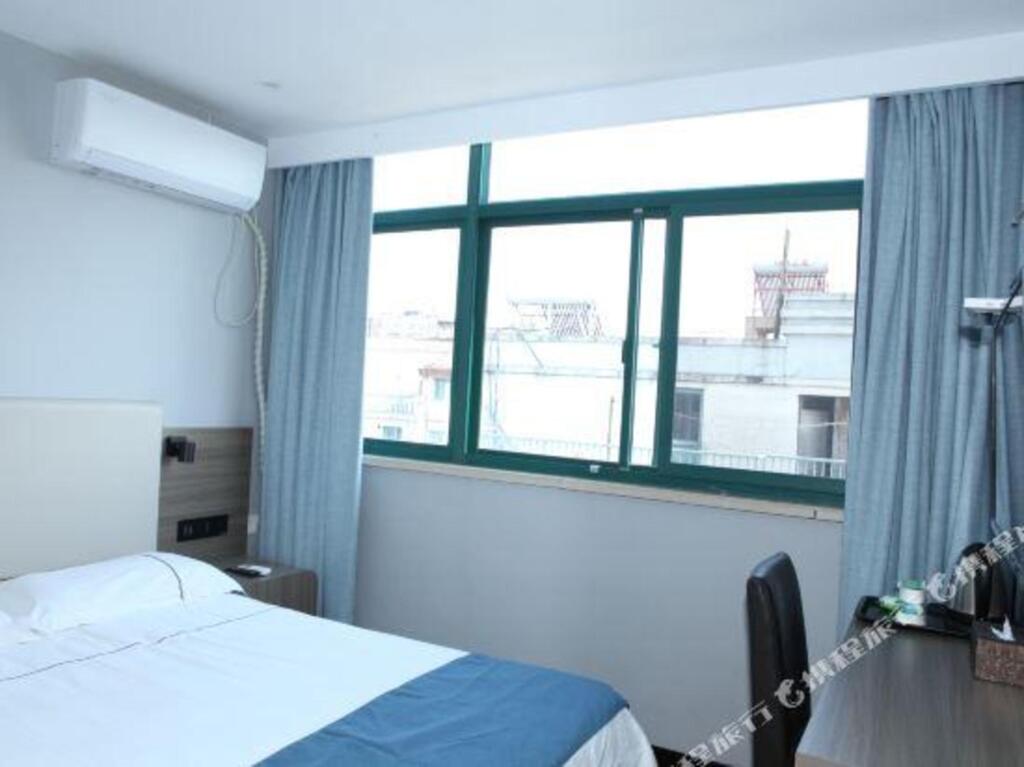 Шанхай: Aijia Hostel