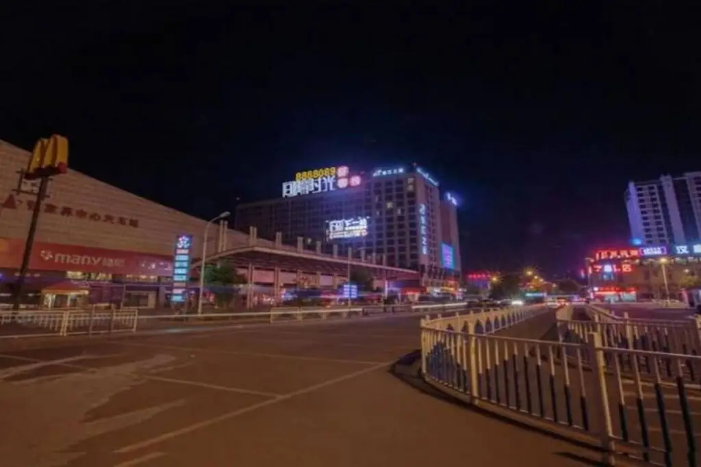 Чжанцзяцзе: Zhangjiajie Interval Time Travel Inn