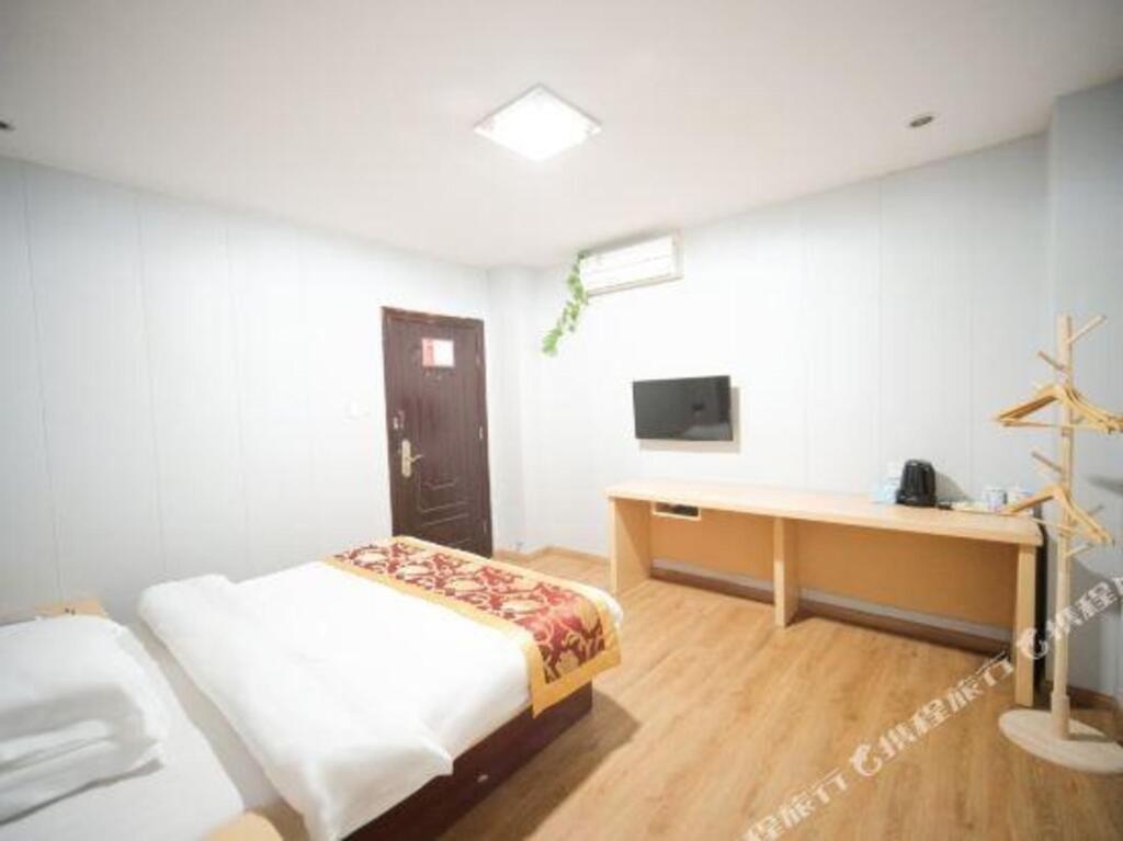 Цюаньчжоу: Longmen Express Hotel (Jinjiang Airport)