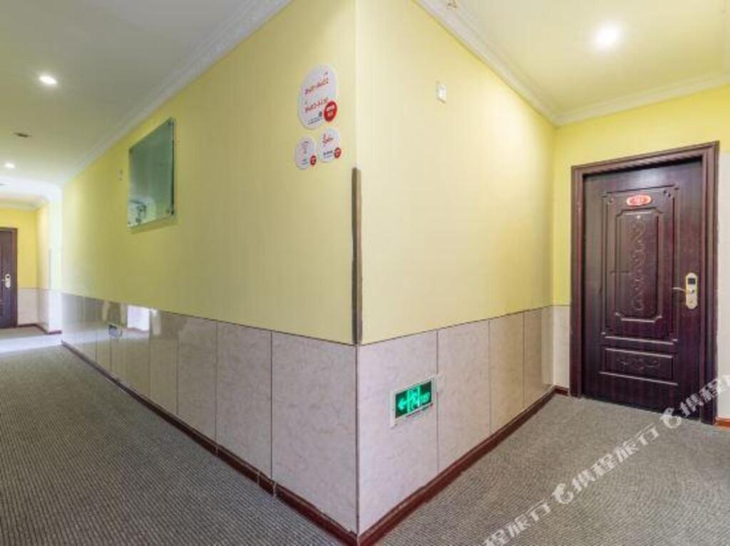Цюаньчжоу: Longmen Express Hotel (Jinjiang Airport)