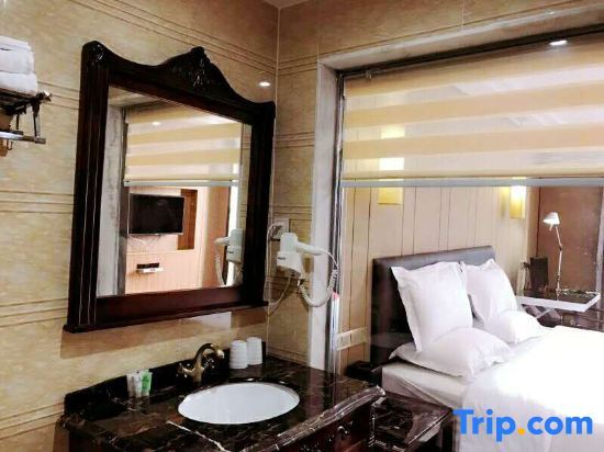 Маоминг: Marriott Business Hotel (Gaozhou People's Court)