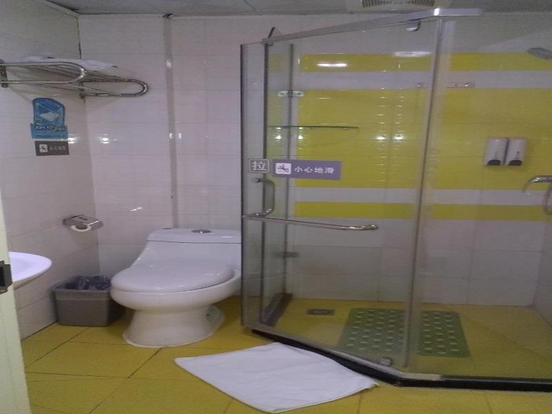 7Days Hotel Premium Dujiangyan Irrigation Project Yingbin Road Mobile Station — фото 1